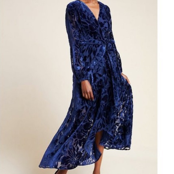 Anthropologie Hutch Daniela Velvet Wrap 